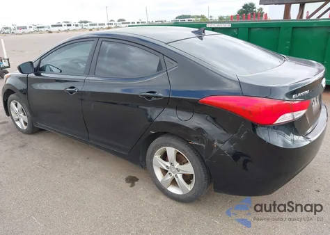 2011 Hyundai Elantra Gls (Ulsan Plant) z USA, uszkodzony, nr VIN KMHDH4AE7BU085745